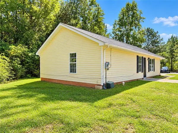 200 Pine Ridge DR, Carrollton, GA 30117