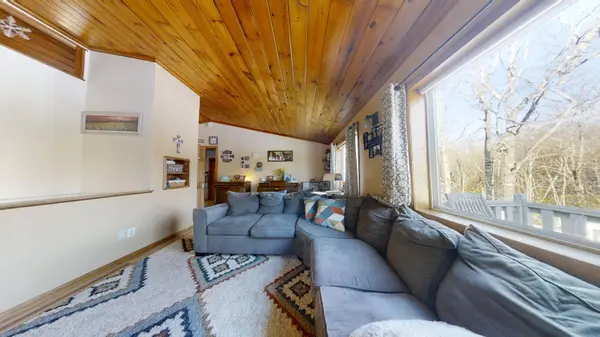 201 Mast Hill RD, Bucksport, ME 04416