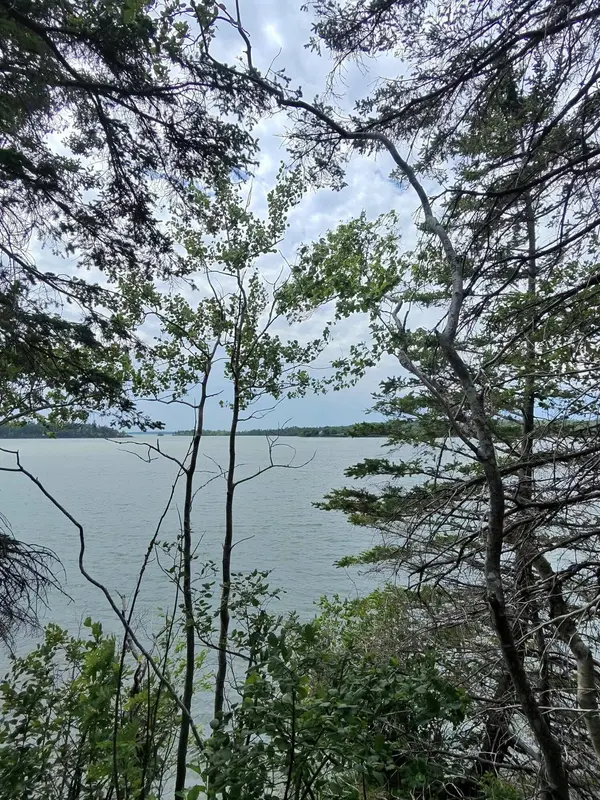 1 Sunset DR, Eastport, ME 04631