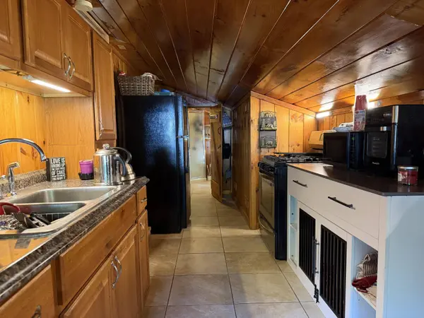 9 Sunrise Ridge RD, Milo, ME 04463