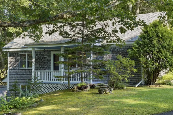 1058 S Mountain Valley HWY, Montville, ME 04941