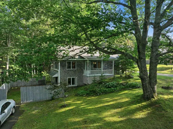 1058 S Mountain Valley HWY, Montville, ME 04941