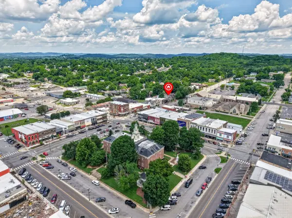 206 Main Ave #N, Fayetteville, TN 37334