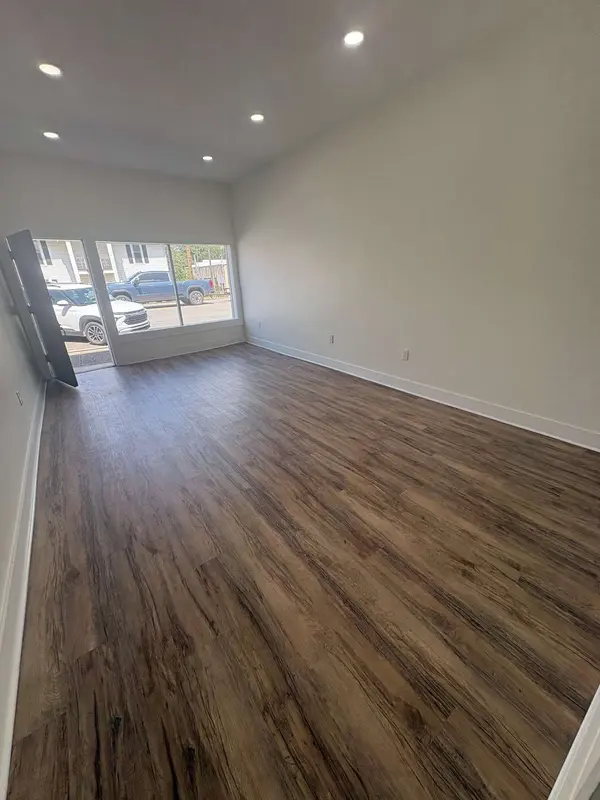 123 Main Ave #N, Fayetteville, TN 37334