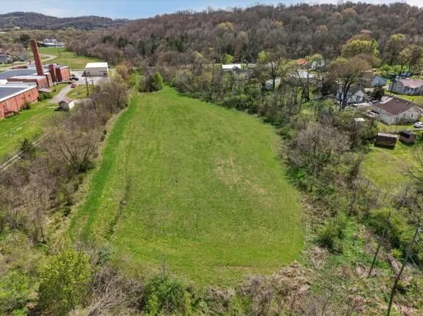 228 Cotton Mill Road, Fayetteville, TN 37334