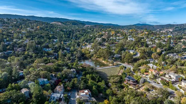 00 Canyon, Redwood City, CA 94062