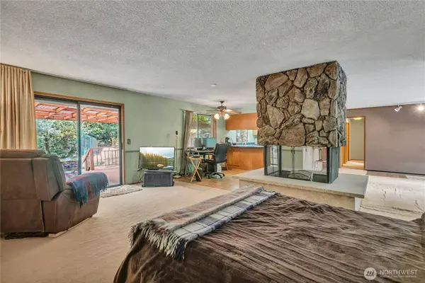 12012 SE 310th ST, Auburn, WA 98092