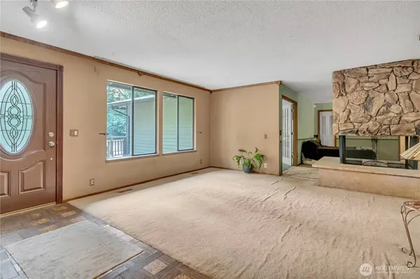 12012 SE 310th ST, Auburn, WA 98092
