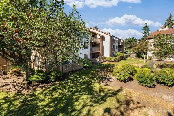 1014 S 312th ST #433, Federal Way, WA 98003