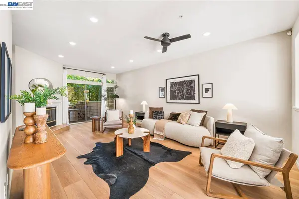 1148 La Rochelle Ter #C, Sunnyvale, CA 94089