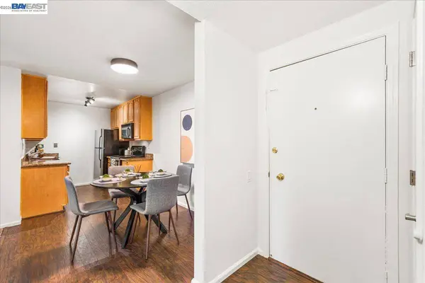 185 Sierra Dr #202, Walnut Creek, CA 94596