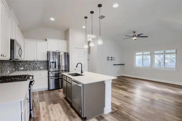 550 Nautical LOOP, Kyle, TX 78640