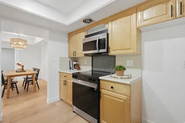 5544 S SPRINGTREE LN E ##8E, West Jordan, UT 84088