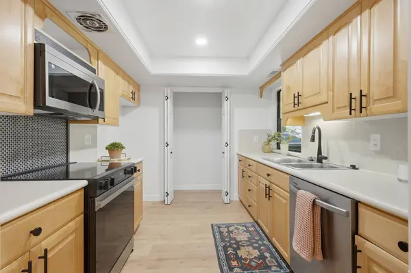 5544 S SPRINGTREE LN E ##8E, West Jordan, UT 84088