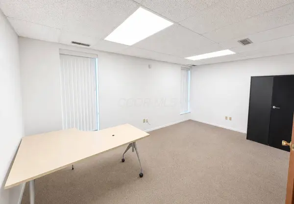 5310 E Main Street #100, Columbus, OH 43213