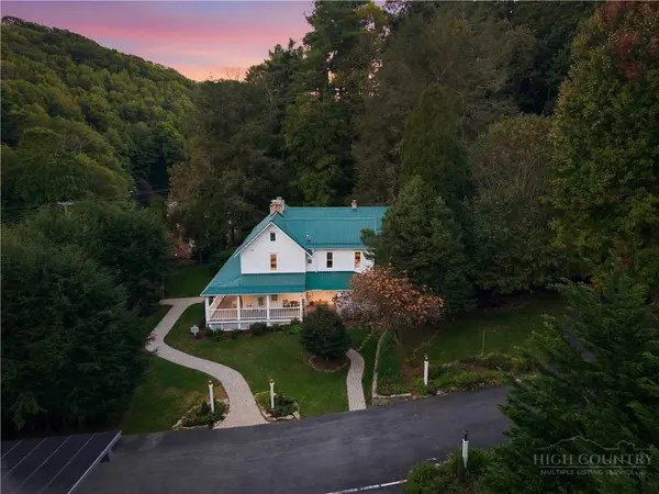 404 Old Bristol RD, Boone, NC 28607