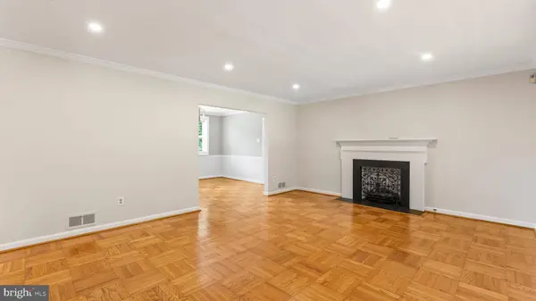 1822 FOULK RD, Wilmington, DE 19810