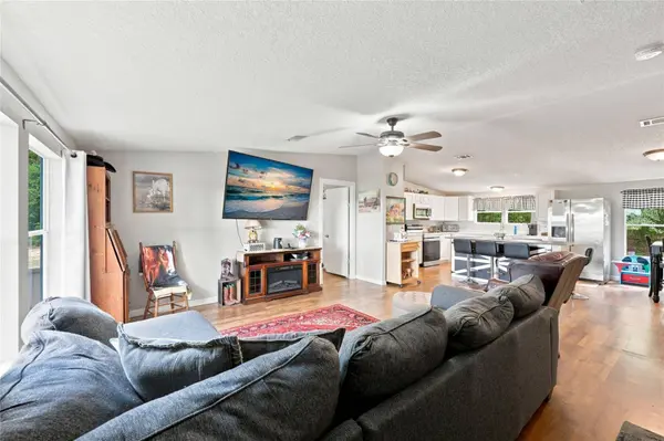 3562 NW 20TH AVE, Bell, FL 32619