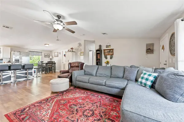 3562 NW 20TH AVE, Bell, FL 32619