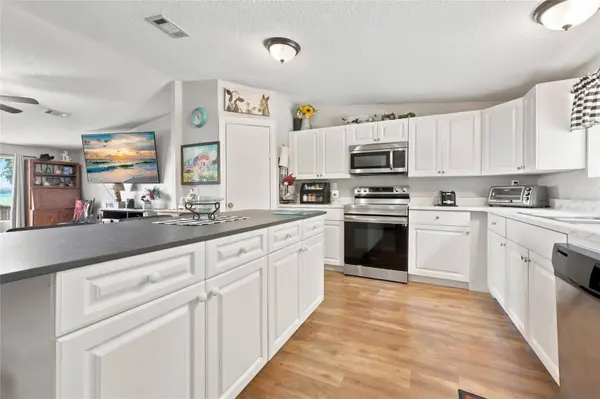 3562 NW 20TH AVE, Bell, FL 32619