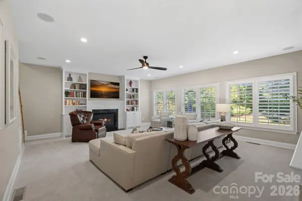 817 Wheatfield DR, Waxhaw, NC 28173