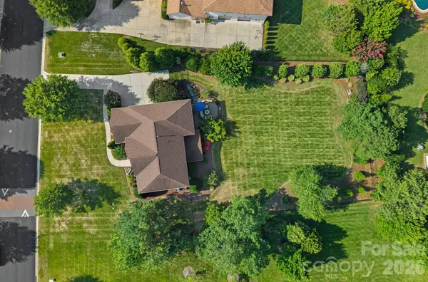 817 Wheatfield DR, Waxhaw, NC 28173
