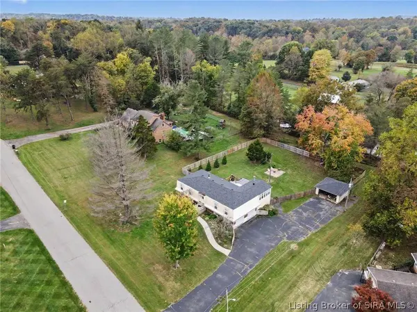 7051 Brenlee DR, Georgetown, IN 47122