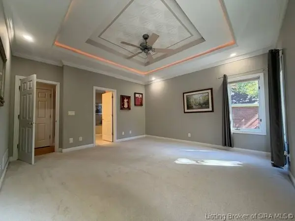 2605 Clearstream CT, New  Albany, IN 47150