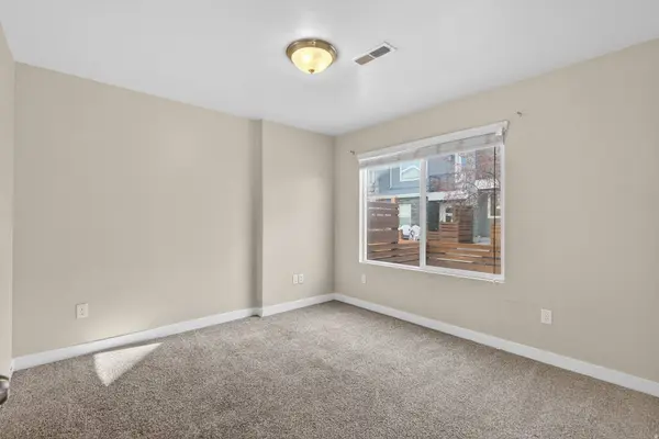 3657 W SUNRISE SKY LN S, South Jordan, UT 84009