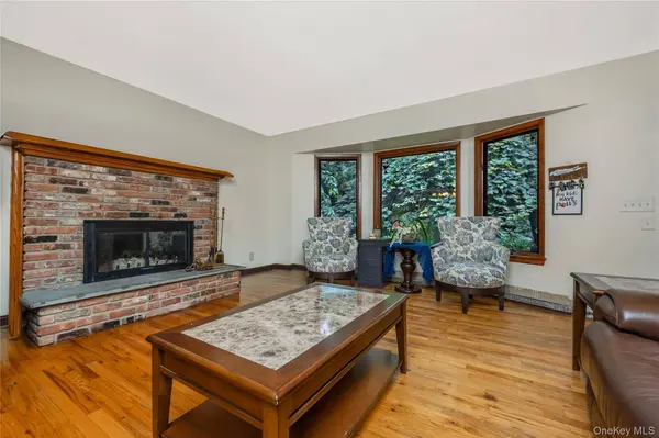 21 Sams PATH, Rocky Point, NY 11778