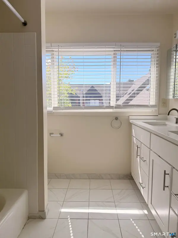 117 Montoya Drive #117, Branford, CT 06405