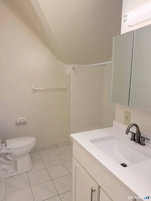 117 Montoya Drive #117, Branford, CT 06405