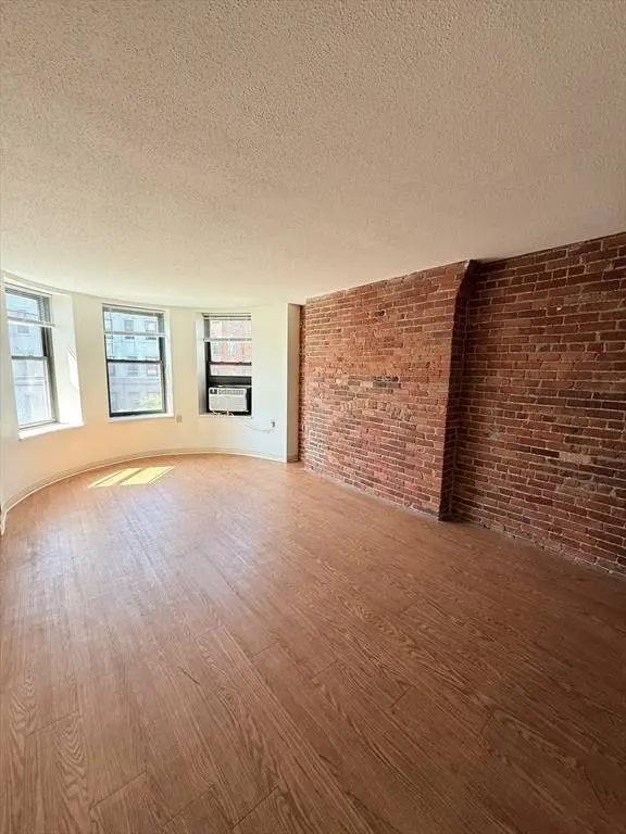 83 Westland Avenue #301, Boston, MA 02115