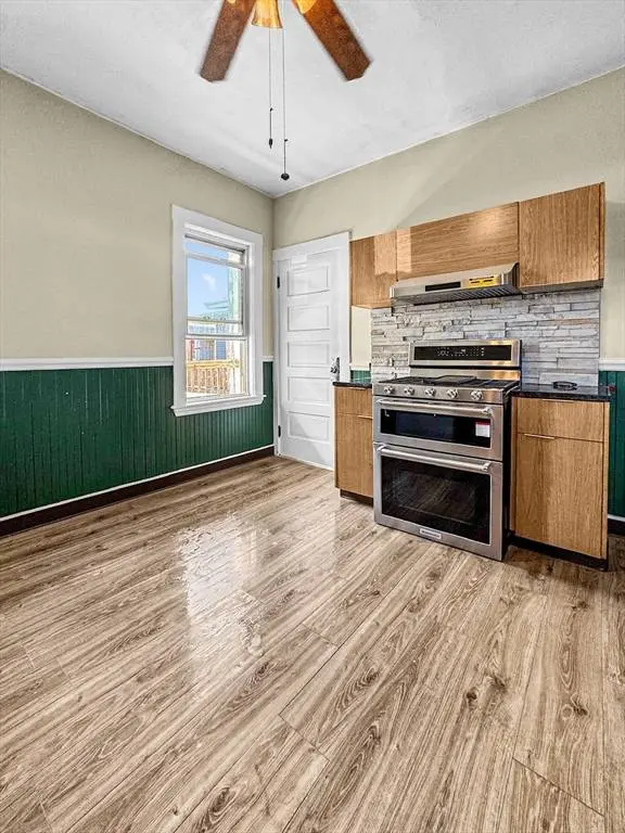 56 Dorset St #3, Boston, MA 02125