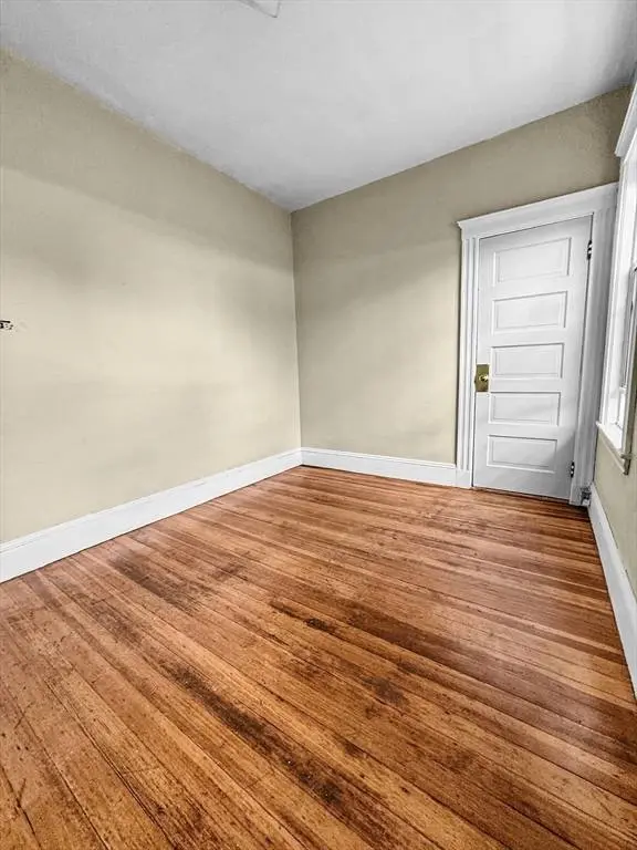 56 Dorset St #3, Boston, MA 02125