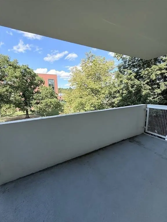 846 Massachusetts Ave #4A, Arlington, MA 02476