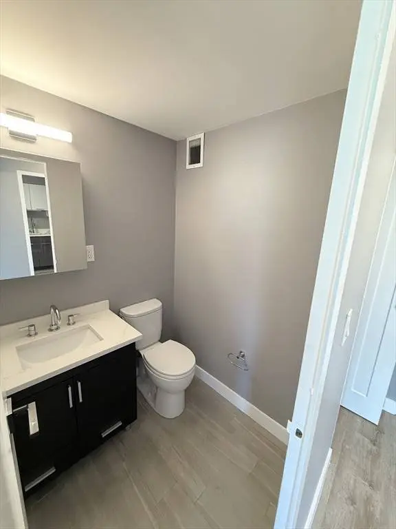 846 Massachusetts Ave #4A, Arlington, MA 02476