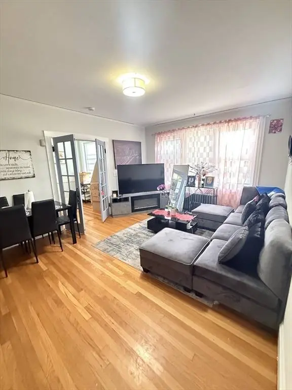 840 Massachusetts Ave #25, Arlington, MA 02476