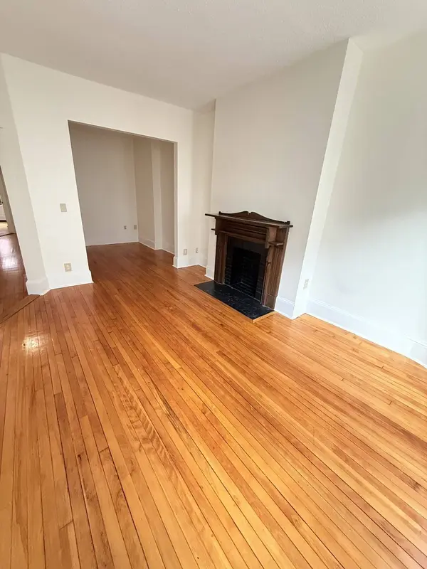 21 Hemenway St #3, Boston, MA 02115
