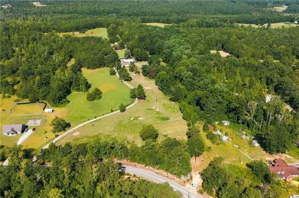 100 LEE ROAD 100, Opelika, AL 36804