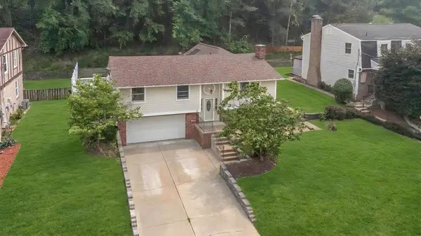 45 Florence DR, Green Tree, PA 15220