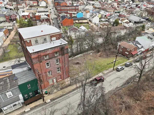 504 Stanton AVE, Millvale, PA 15209