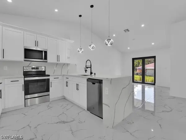 5133/5135 27TH ST SW, Lehigh Acres, FL 33973