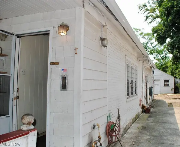 3172 W 50th ST, Cleveland, OH 44102