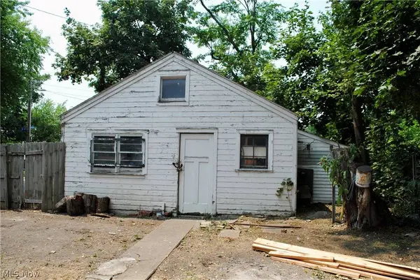 3172 W 50th ST, Cleveland, OH 44102