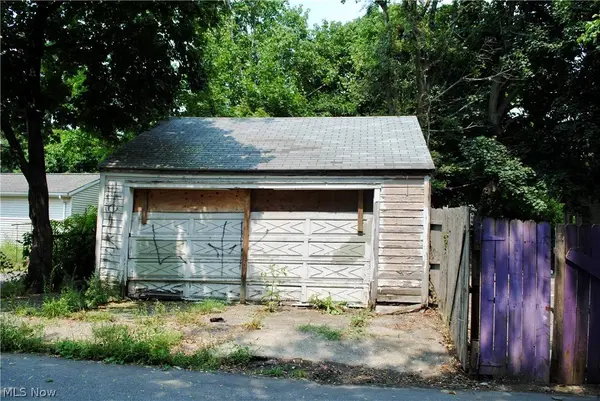 3172 W 50th ST, Cleveland, OH 44102