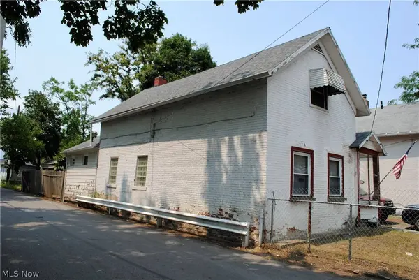 3172 W 50th ST, Cleveland, OH 44102