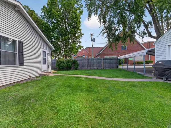 303 W Mill Street, Ossian, IN 46777-9326