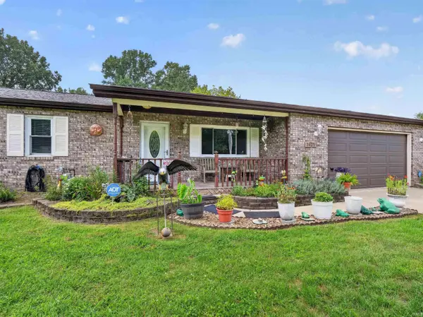 3425 W Landis Road, Angola, IN 46703-9422