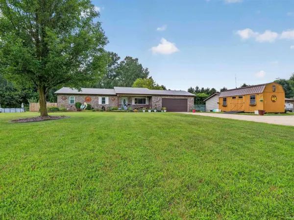 3425 W Landis Road, Angola, IN 46703-9422